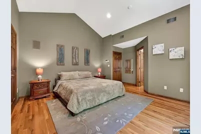 219 Kociemba Drive, River Vale Township, NJ 07675 - Photo 18