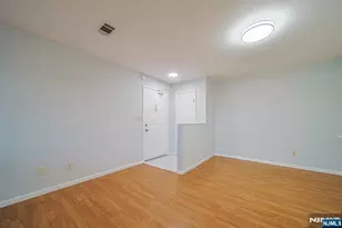 216 Washington A, Fort Lee, NJ 07024 - Photo 8