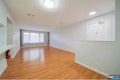 216 Washington A #A, Fort Lee, NJ 07024 - Photo 4