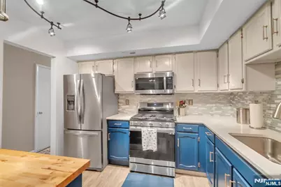 44 Manchester Lane F #F, West Milford, NJ 07480 - Photo 8