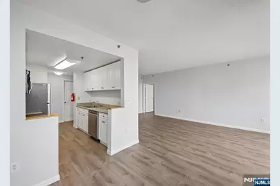 100 Old Palisade Road 2209 #2209, Fort Lee, NJ 07024 - Photo 12