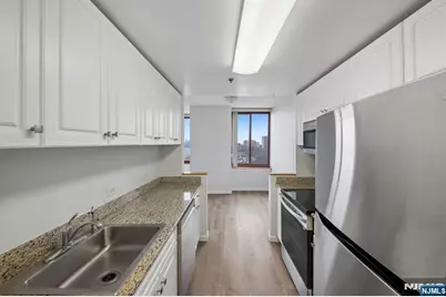 100 Old Palisade Road 2209 #2209, Fort Lee, NJ 07024 - Photo 14