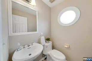 30 Clements Ct, Roseland, NJ 07068 - Photo 18