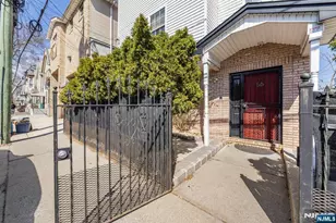56 Lentz Ave, Newark, NJ 07105 - Photo 4