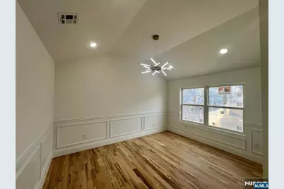 56 Hamilton Avenue, Kearny, NJ 07032 - Photo 4