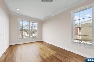 160 Lawrence Dr, Paramus, NJ 07652 - Photo 18