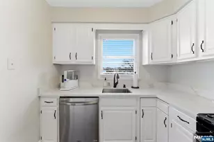 779 Riverside Ave 201, Lyndhurst Township, NJ 07071 - Photo 18