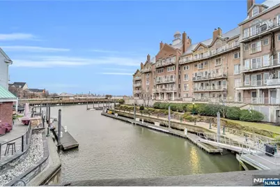 101 Shearwater Court 25 #25, Jersey City, NJ 07305 - Photo 30