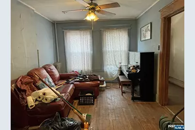 680 1/2 Chestnut Street, Kearny, NJ 07032 - Photo 2