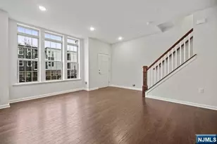 70 Leahy Dr, Wood Ridge, NJ 07075 - Photo 20