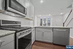 70 Leahy Dr, Wood Ridge, NJ 07075 - Photo 14