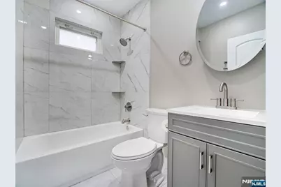 140 Westervelt Avenue, Hawthorne, NJ 07506 - Photo 10