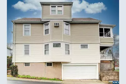 140 Westervelt Avenue, Hawthorne, NJ 07506 - Photo 2
