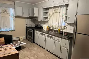 579 Oregon Ave, Cliffside Park, NJ 07010 - Photo 4