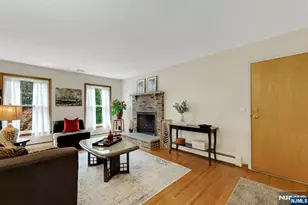 5 Hilltop Rd, Mahwah, NJ 07430 - Photo 10