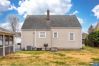 15 Passaic Avenue, Woodland Park, NJ 07424 - Photo 24