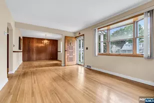 306 Highland St, Cresskill, NJ 07626 - Photo 6