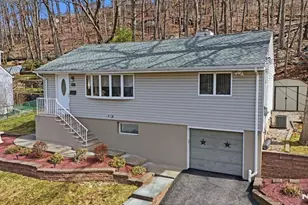 116 Rafkind Rd, Bloomingdale, NJ 07403 - Photo 6