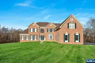 48 Flagstone Hill Rd, Wantage, NJ 07461 - Photo 2