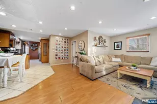 81 Vreeland Ave, Midland Park, NJ 07432 - Photo 12
