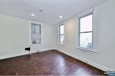 198 Glenwood Avenue, Bloomfield, NJ 07003 - Photo 8