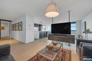 2200 N Central 15G, Fort Lee, NJ 07024 - Photo 8