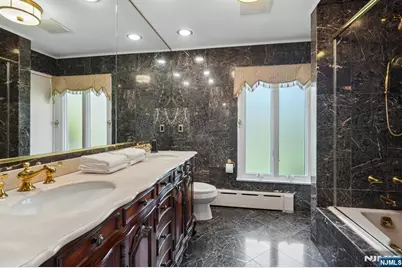 35 Grandview Avenue, Upper Saddle River, NJ 07458 - Photo 22