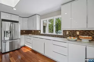35 Grandview Ave, Upper Saddle River, NJ 07458 - Photo 10