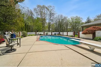 35 Grandview Avenue, Upper Saddle River, NJ 07458 - Photo 28