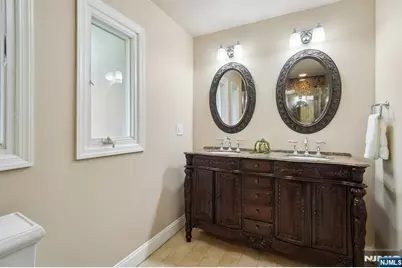 35 Grandview Avenue, Upper Saddle River, NJ 07458 - Photo 18