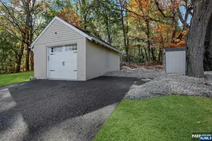 172 Yawpo Ave, Oakland, NJ 07436 - Photo 42