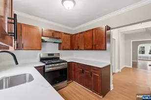 106 Freeman Ave, East Orange, NJ 07018 - Photo 16