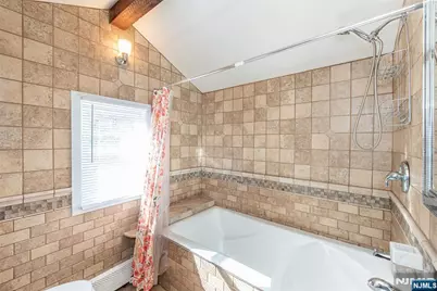 40 Kingsland Road, West Milford, NJ 07421 - Photo 12