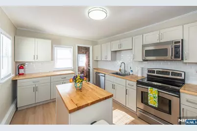 40 Kingsland Road, West Milford, NJ 07421 - Photo 14