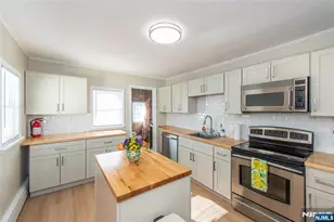 40 Kingsland Rd, West Milford, NJ 07421 - Photo 14