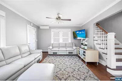1130 Abbott Boulevard, Fort Lee, NJ 07024 - Photo 4