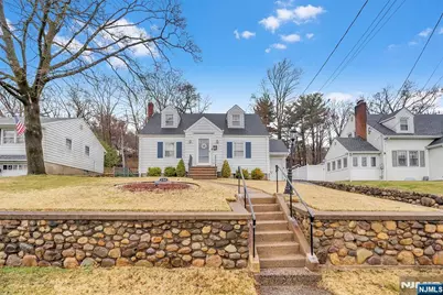 154 Watchung Drive, Hawthorne, NJ 07506 - Photo 2