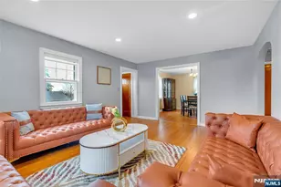 154 Watchung Dr, Hawthorne, NJ 07506 - Photo 6