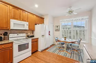 1209 Holly Ln 141, Cedar Grove, NJ 07009 - Photo 10