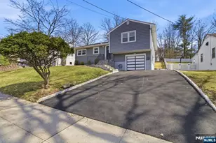22 Barry Dr, West Orange Township, NJ 07052 - Photo 2