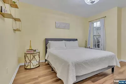 906 Memorial Drive, Belleville, NJ 07109 - Photo 16