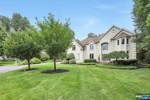 17 Brook Ave, Montvale, NJ 07645 - Photo 2