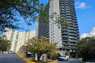 2077 Center Ave 22H, Fort Lee, NJ 07024 - Photo 2