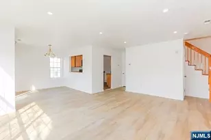 1430 Westgate Dr 8201, Fort Lee, NJ 07024 - Photo 2