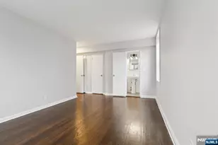 2160 Center Ave 4N, Fort Lee, NJ 07024 - Photo 26