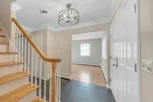 366 Valley View Ave, Paramus, NJ 07652 - Photo 6