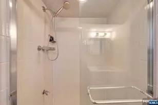 366 Valley View Ave, Paramus, NJ 07652 - Photo 32