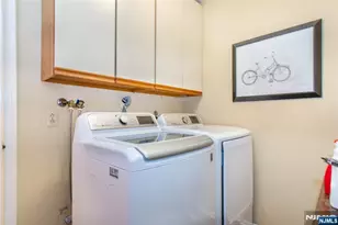 8 Tomahawk Dr, Wayne, NJ 07470 - Photo 14