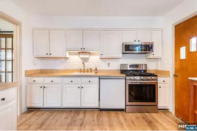 278 French Hill Road, Wayne, NJ 07470 - Photo 16