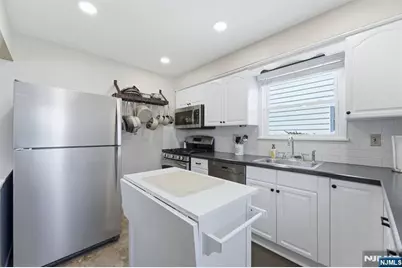 89 Larch Avenue, Bogota, NJ 07603 - Photo 10